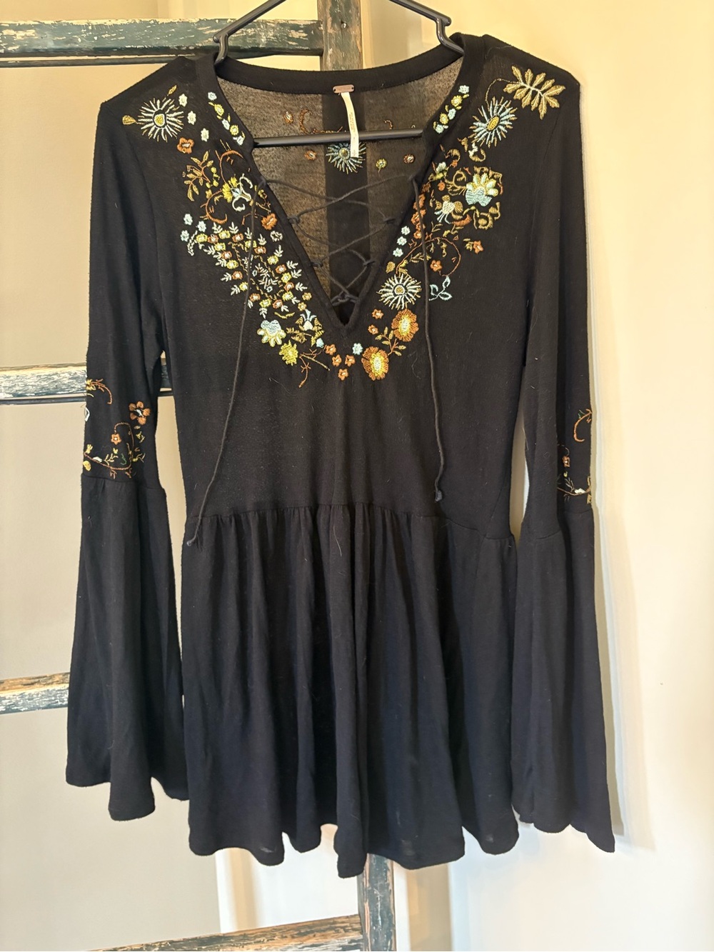 Free People Black Long-Sleeve Embroidered V-Neck Tunic Dress